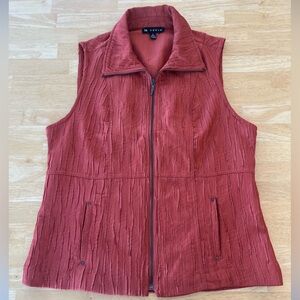 Sm orange vest